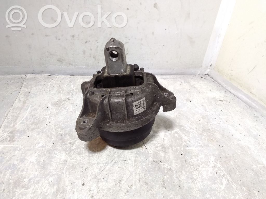 BMW 5 F10 F11 Engine mount bracket 