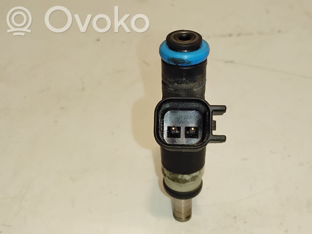 Dodge Caliber Fuel injector 