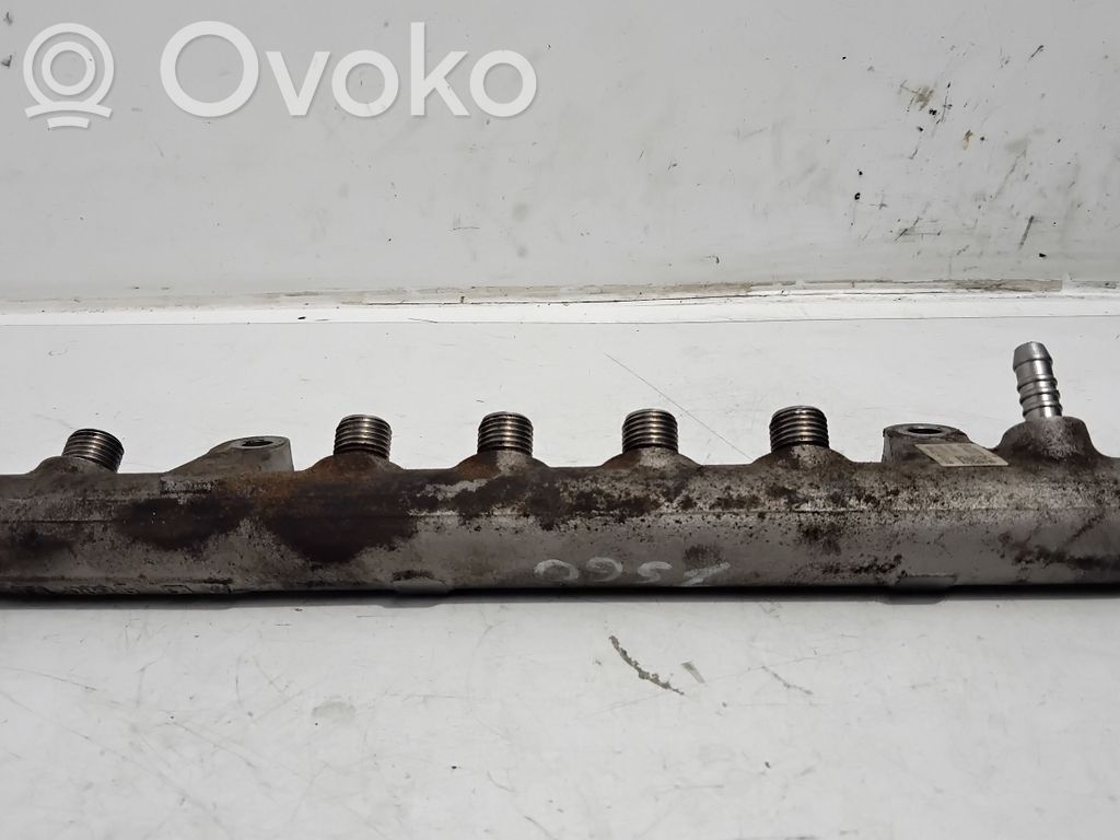 Volkswagen PASSAT B6 Rampă alimentare injectoare 