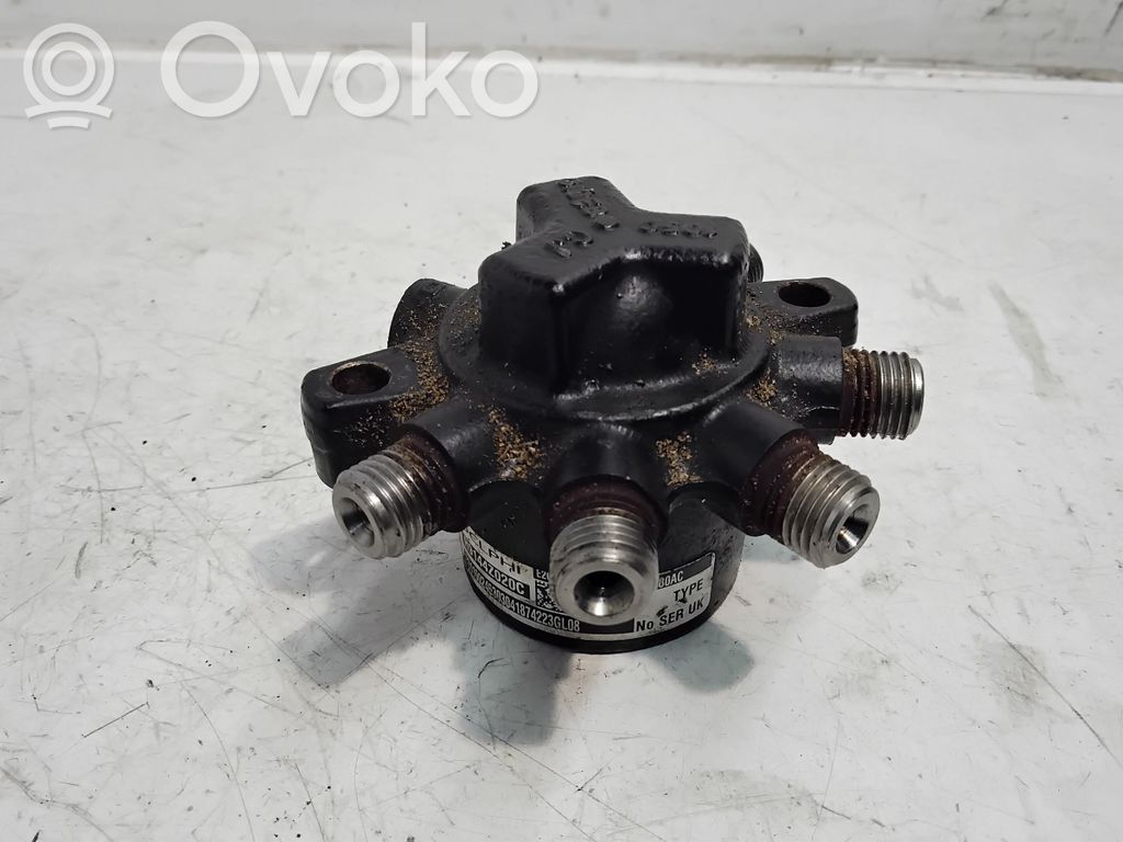 Ford Focus Fuel main line pipe 