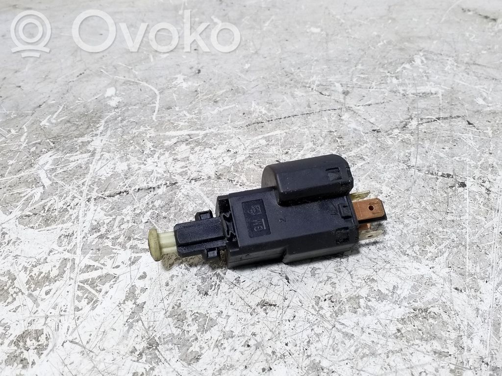 Opel Zafira A Interruttore del pedale del freno 