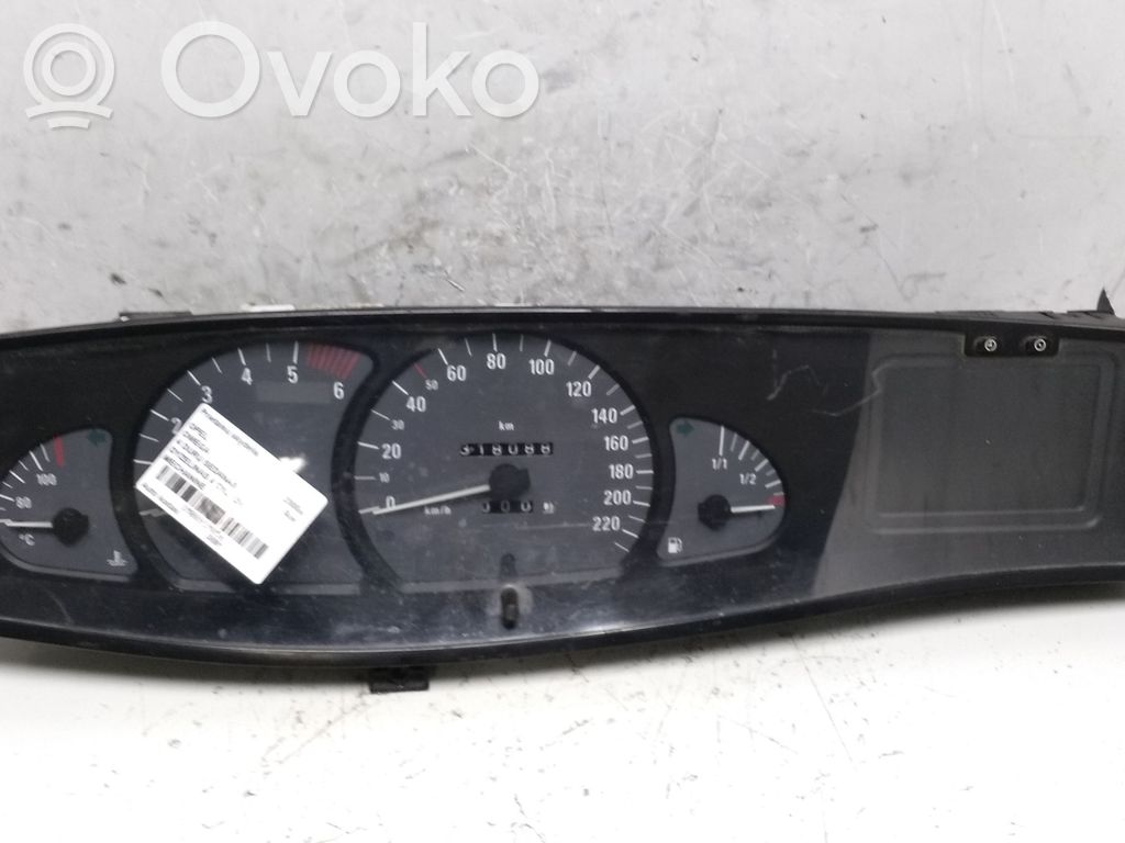 Opel Omega B2 Speedometer (instrument cluster) 