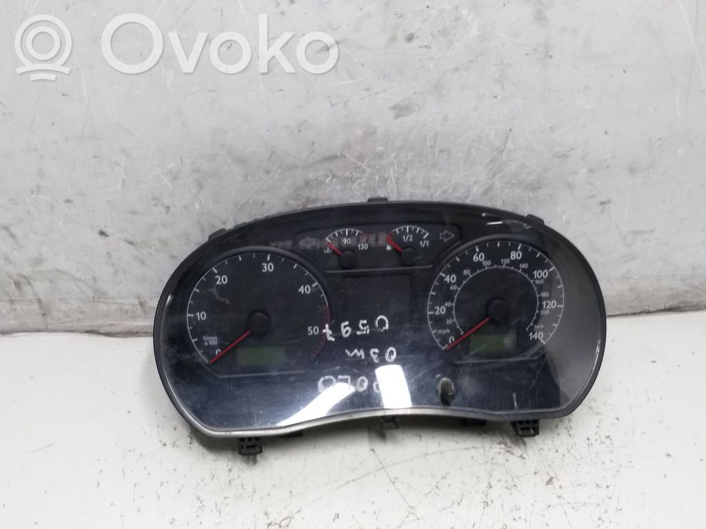 Volkswagen Polo Velocímetro (tablero de instrumentos) 