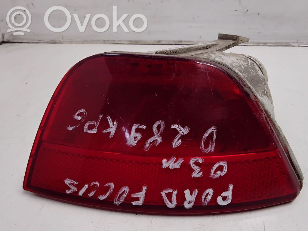 Ford Focus Aizmugures bufera gaisma 