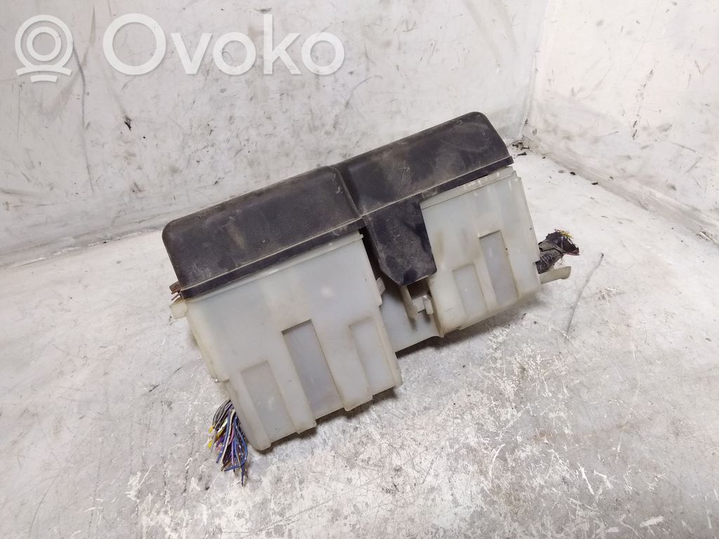 Mazda 5 Fuse module 