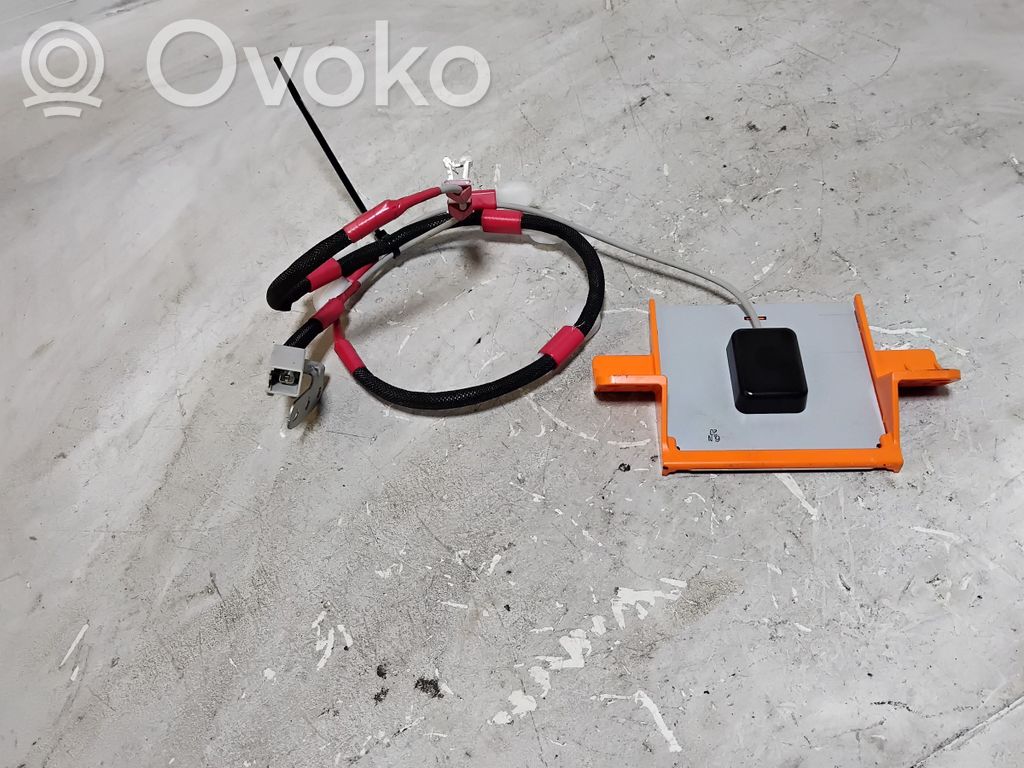 Lexus CT 200H GPS-pystyantenni 