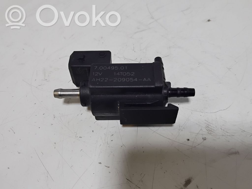 Land Rover Discovery 4 - LR4 Zawór podciśnienia / Elektrozawór turbiny 