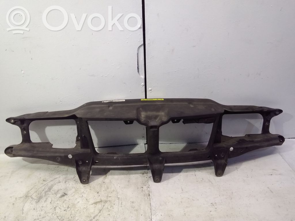Volvo S70  V70  V70 XC Radiatorių panelė 