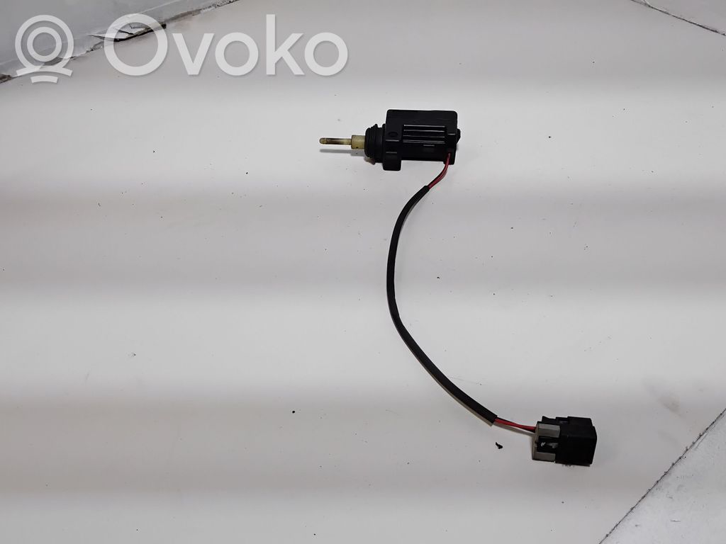 Chevrolet Captiva Polttoainesäiliön korkin lukko