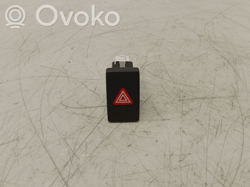 Botón interruptor de luz de peligro   5K0953509A