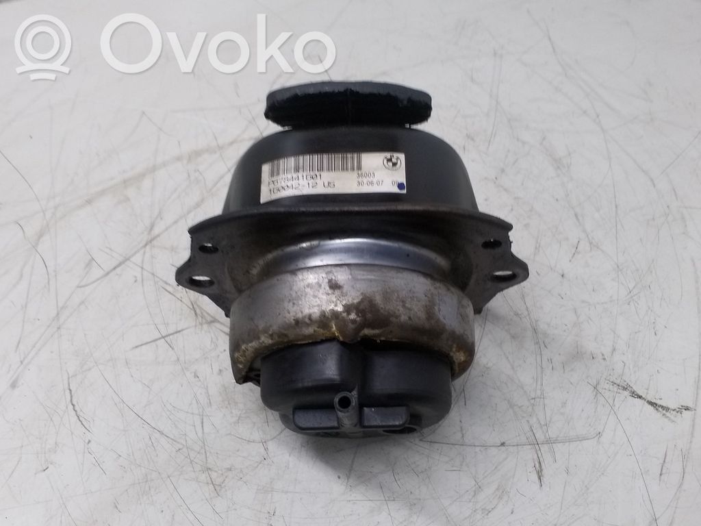 BMW X5 E70 Engine mount bracket 