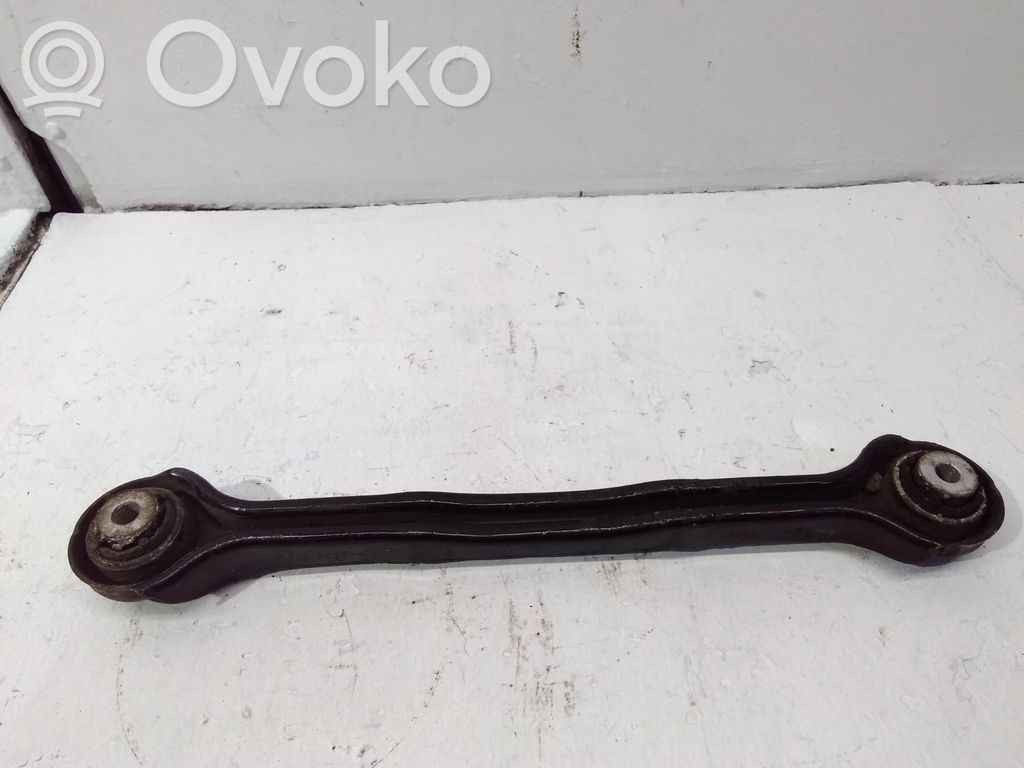 Brazo de suspensión trasero   6763471