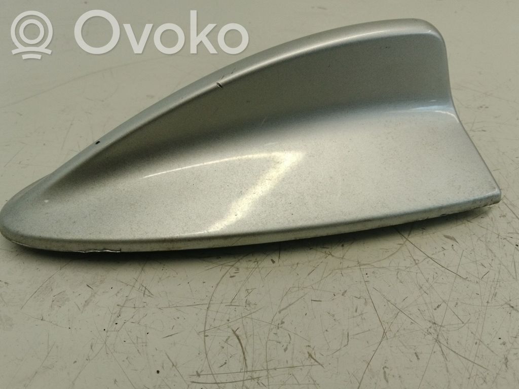 BMW 3 E90 E91 Stogo (GPS) antenos dangtelis 