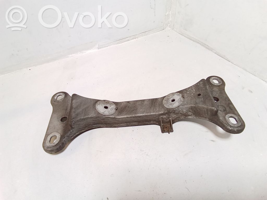 BMW 1 E82 E88 Gearbox mounting bracket 