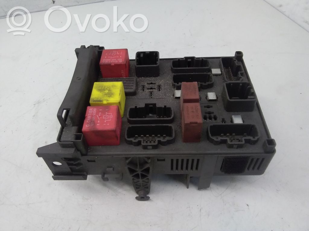 Renault Laguna II Fuse module 