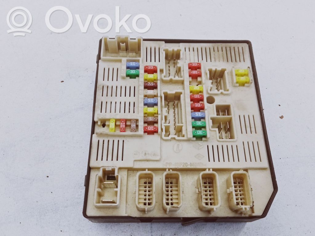Módulo de fusible   284B68372R,519339501,9637504228