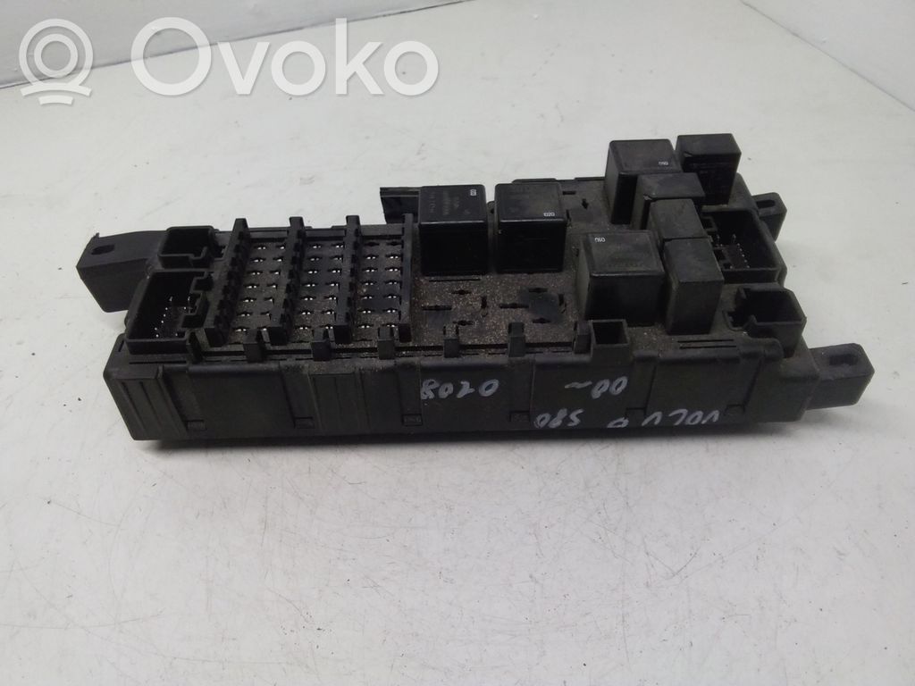 Volvo S80 Fuse module 