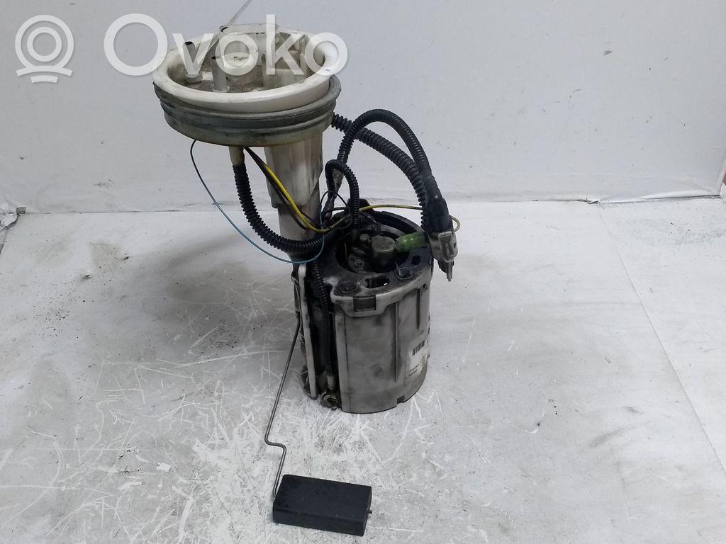 Bomba interna de combustible   220212002005,8E0919050D