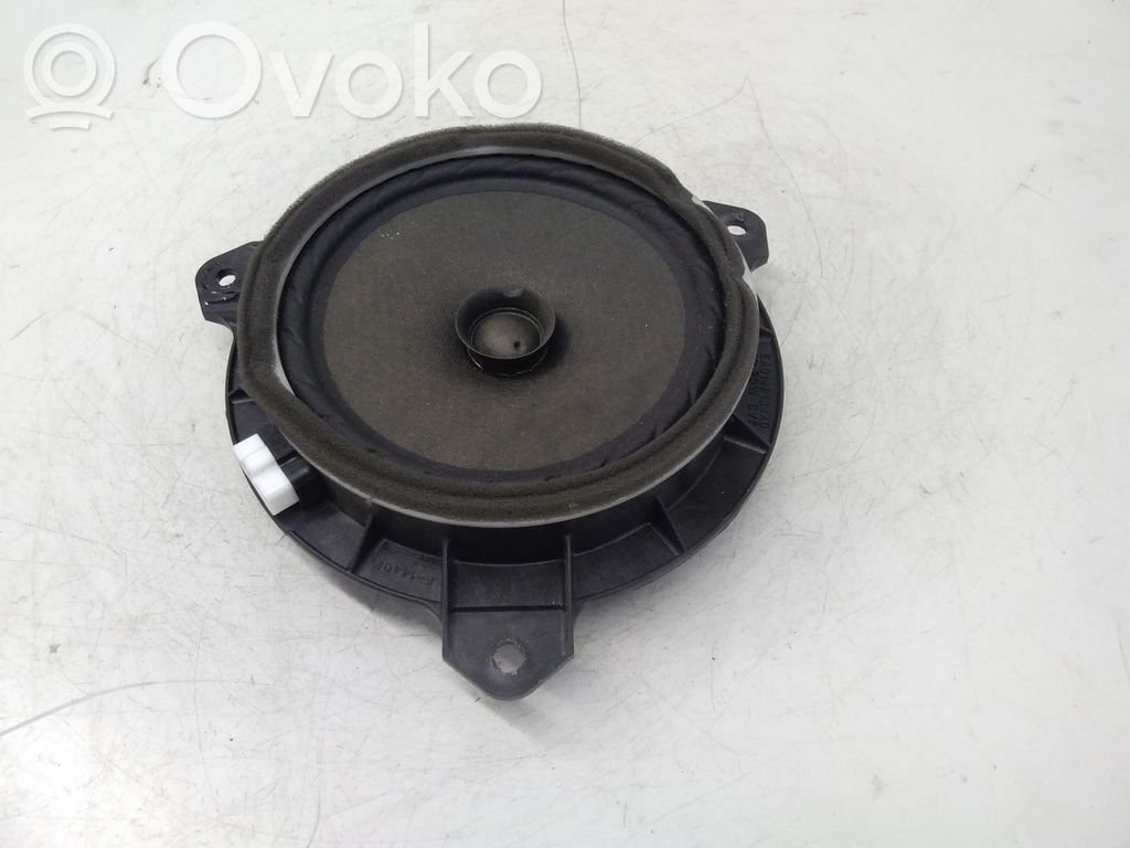 Toyota Auris 150 Głośnik drzwi tylnych 