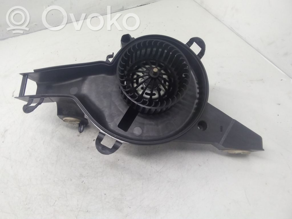 Peugeot 5008 Ventola riscaldamento/ventilatore abitacolo 