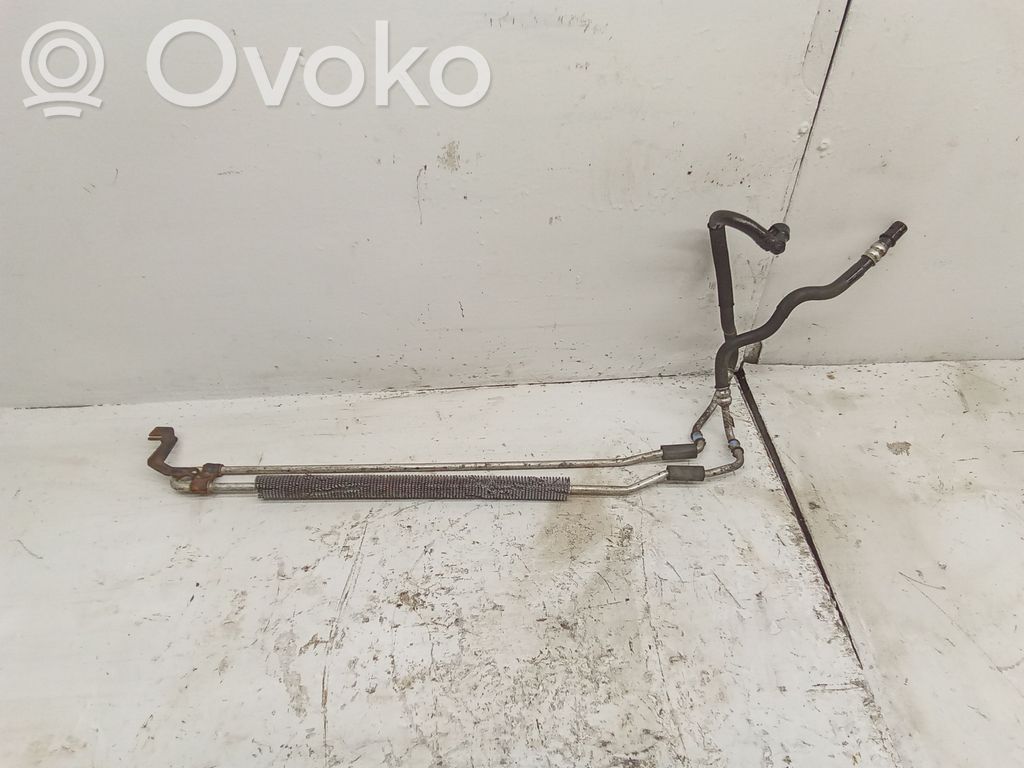 Volvo XC60 Chłodnica oleju wspomagania kierownicy 