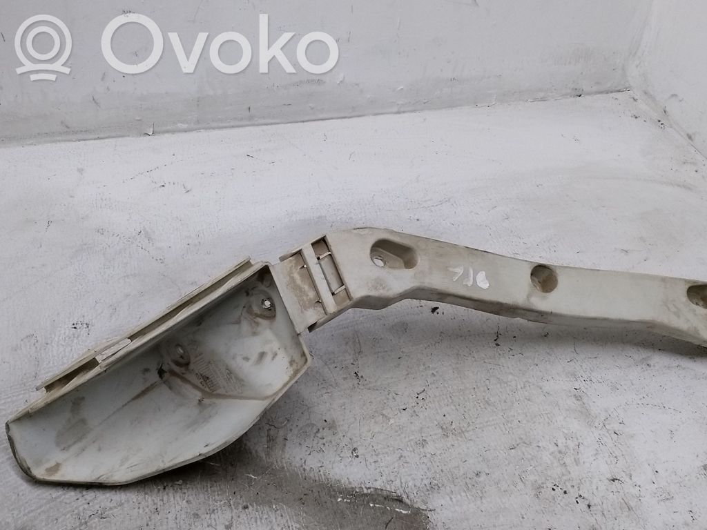 Ford Kuga I Soporte de montaje del parachoques trasero 