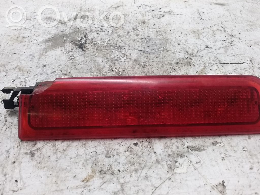 Volkswagen Caddy Third/center stoplight 