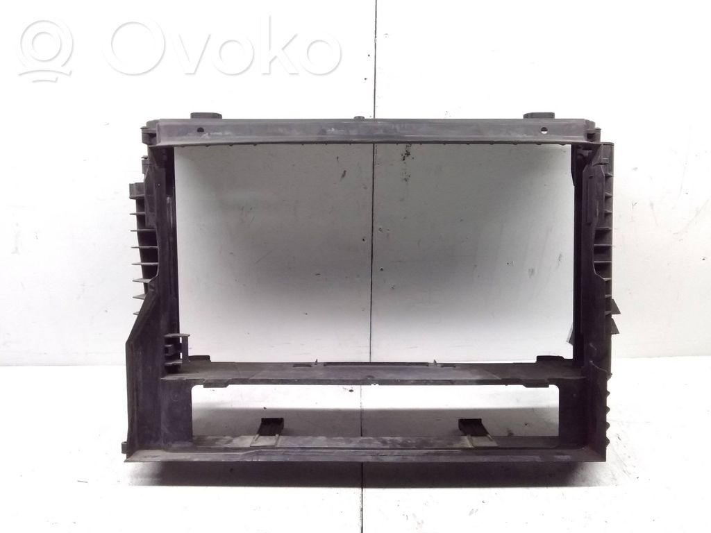 BMW 5 E60 E61 Support de radiateur sur cadre face avant 