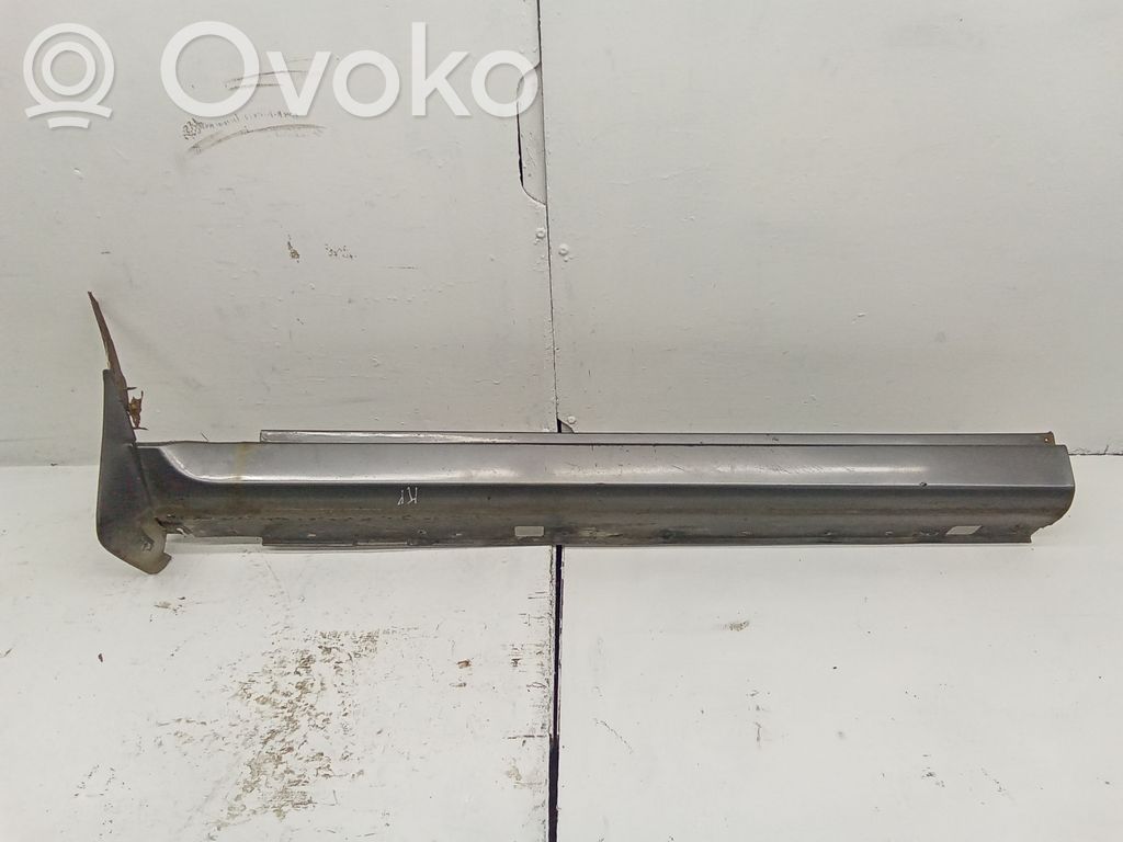 KIA Sorento Priekinis slenkstis (kėbulo dalis) 