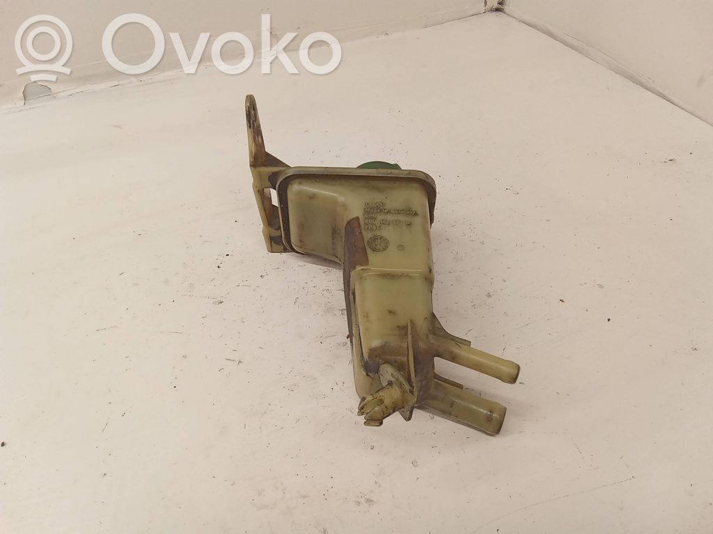 Audi A6 S6 C5 4B Ohjaustehostimen nestesäiliö 