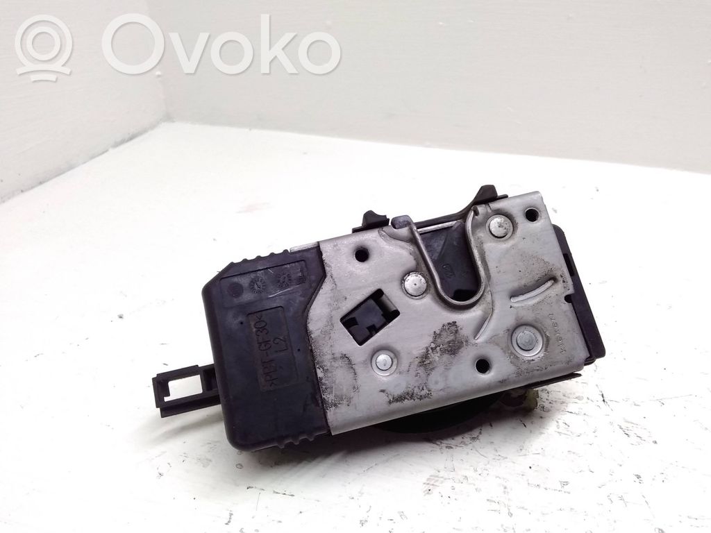 Opel Signum Etuoven lukko 