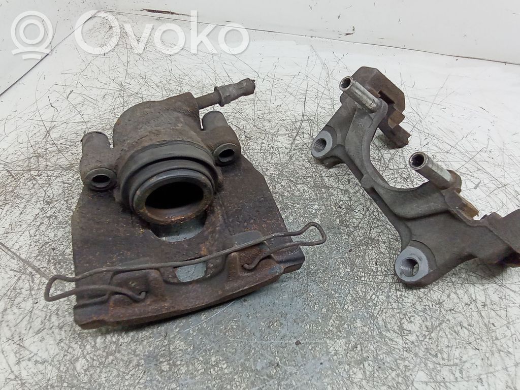 Audi A4 S4 B8 8K Передний суппорт 