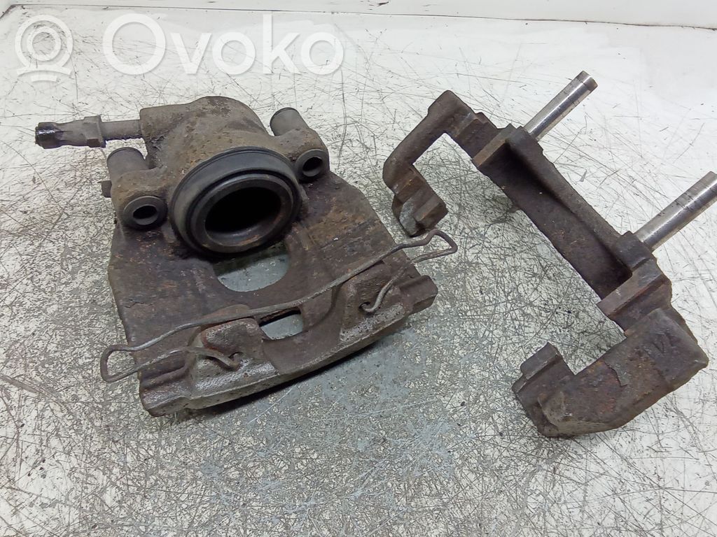 Audi A5 8T 8F Priekinis suportas 