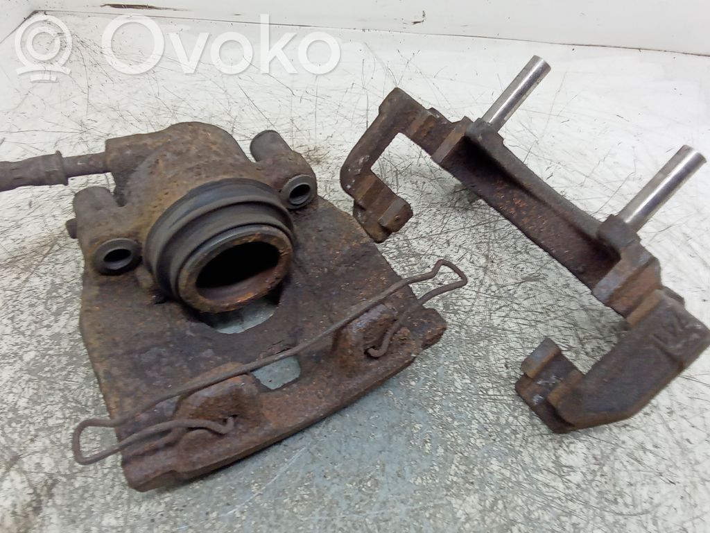 Audi A4 S4 B8 8K Priekinis suportas 