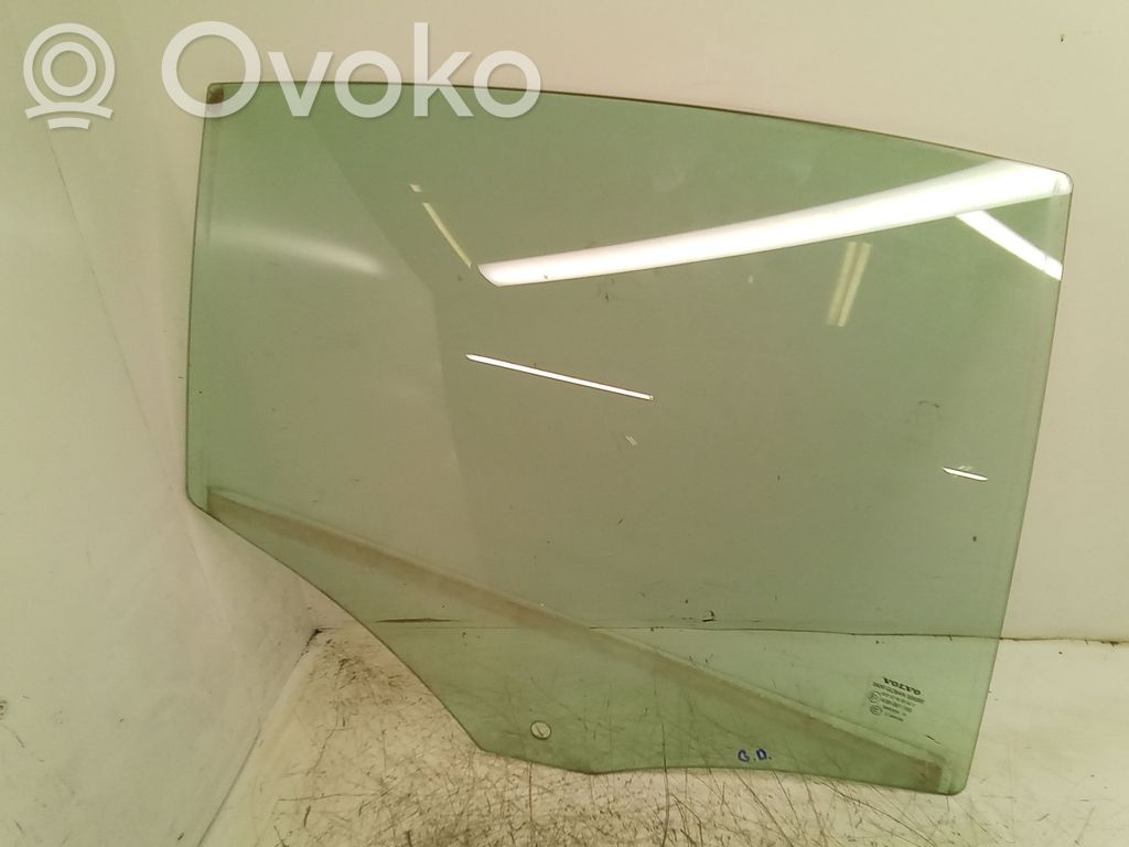 Volvo S60 Szyba drzwi tylnych 