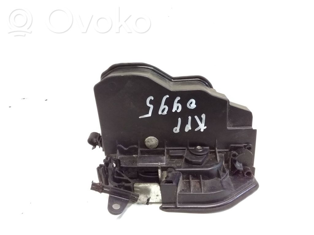 BMW X5 E70 Zamek drzwi przednich 