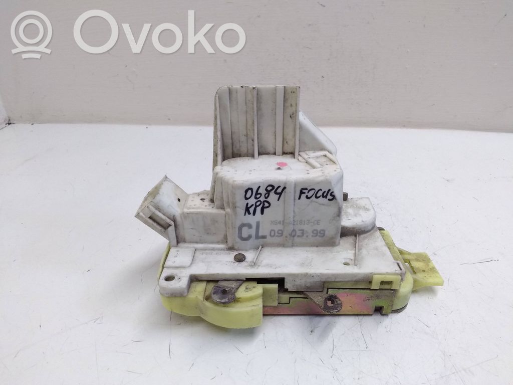 Ford Focus Front door lock 