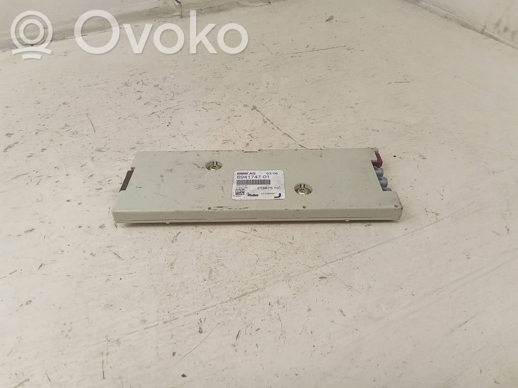 BMW 7 E65 E66 Antenas pastiprinātājs 