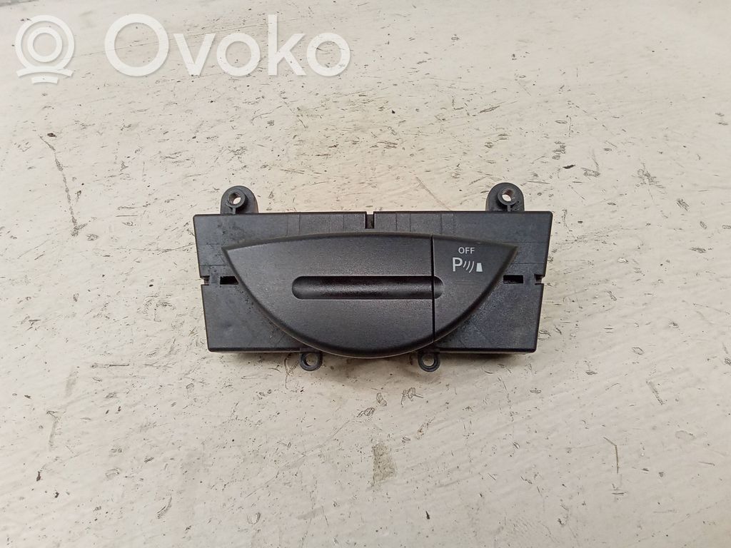 Interruptor del sensor de aparcamiento (PDC)   2118216958,03751202