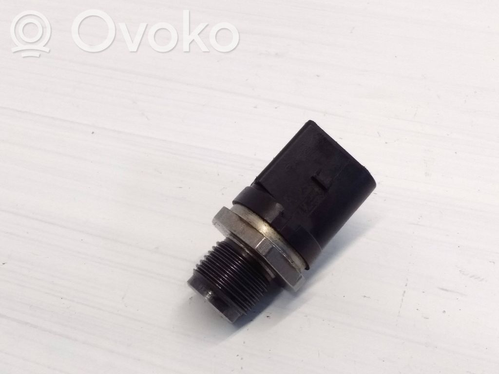 BMW 5 F10 F11 Fuel pressure sensor 