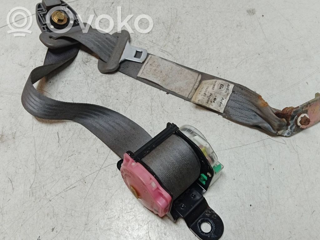 Subaru Forester SF Pas bezpieczeństwa fotela tylnego 