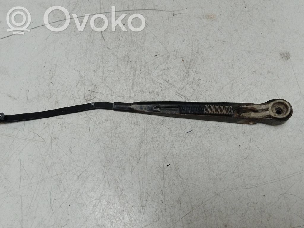 Subaru Forester SF Ramię wycieraczki szyby tylnej 