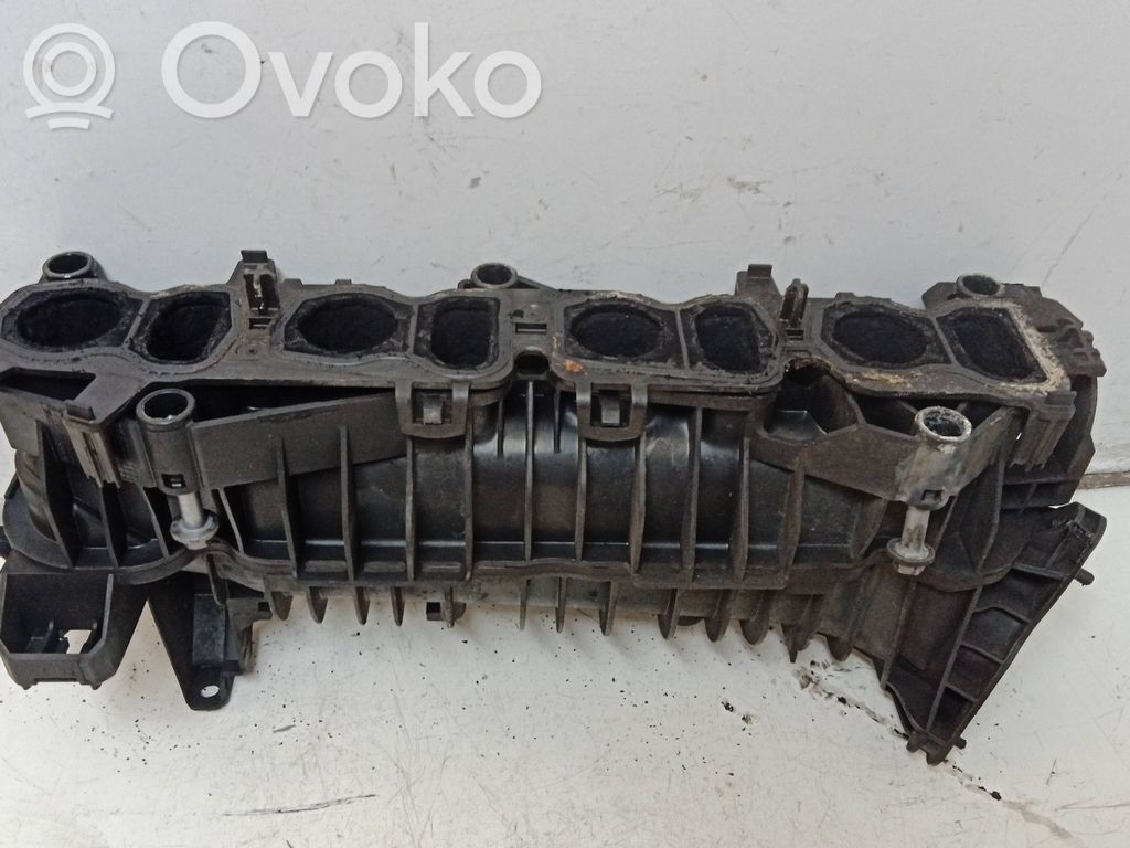 Ansaugbrücke Ansaugkrümmer   108452S10