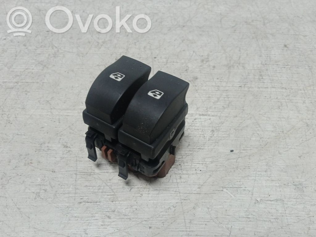 Renault Laguna II Electric window control switch 