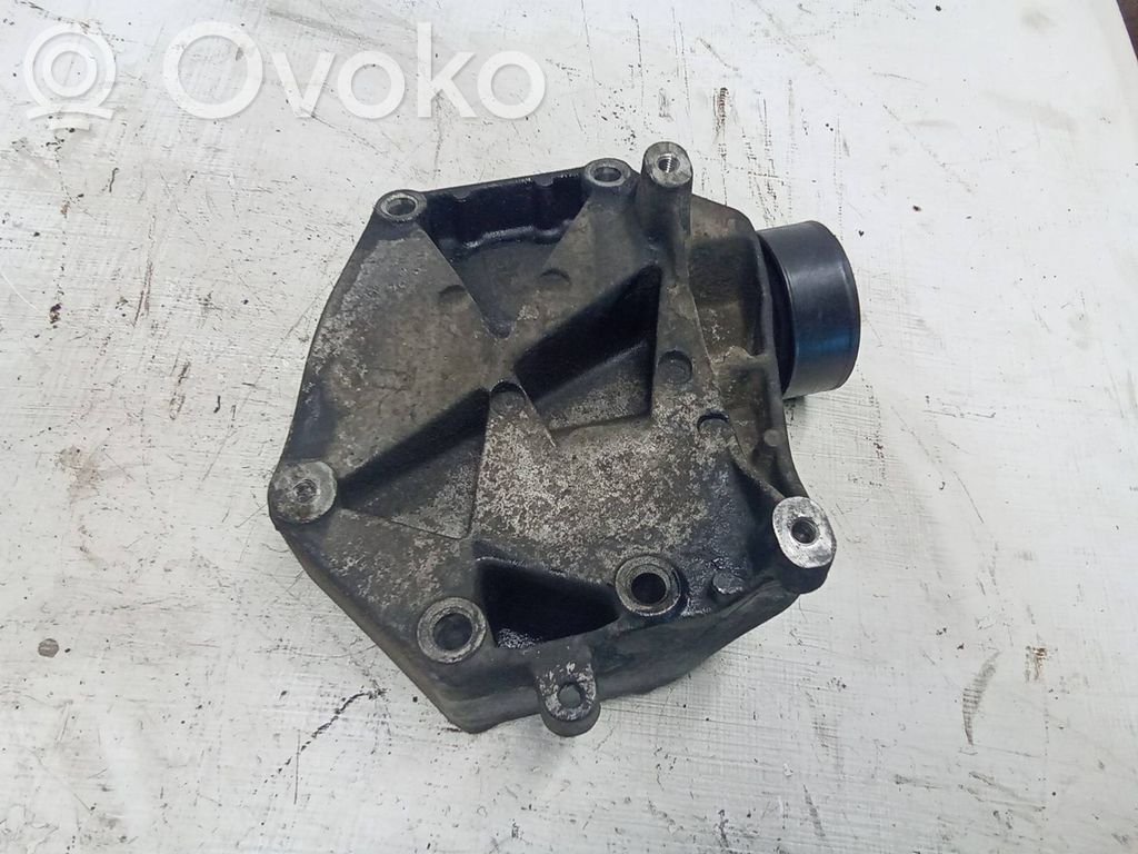 Opel Vectra C Generator/alternator bracket 