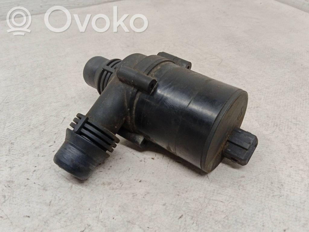 BMW 5 E60 E61 Pompe à eau de liquide de refroidissement