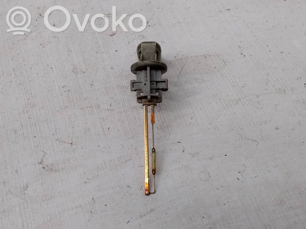 Sensor de nivel del refrigerante   7506601