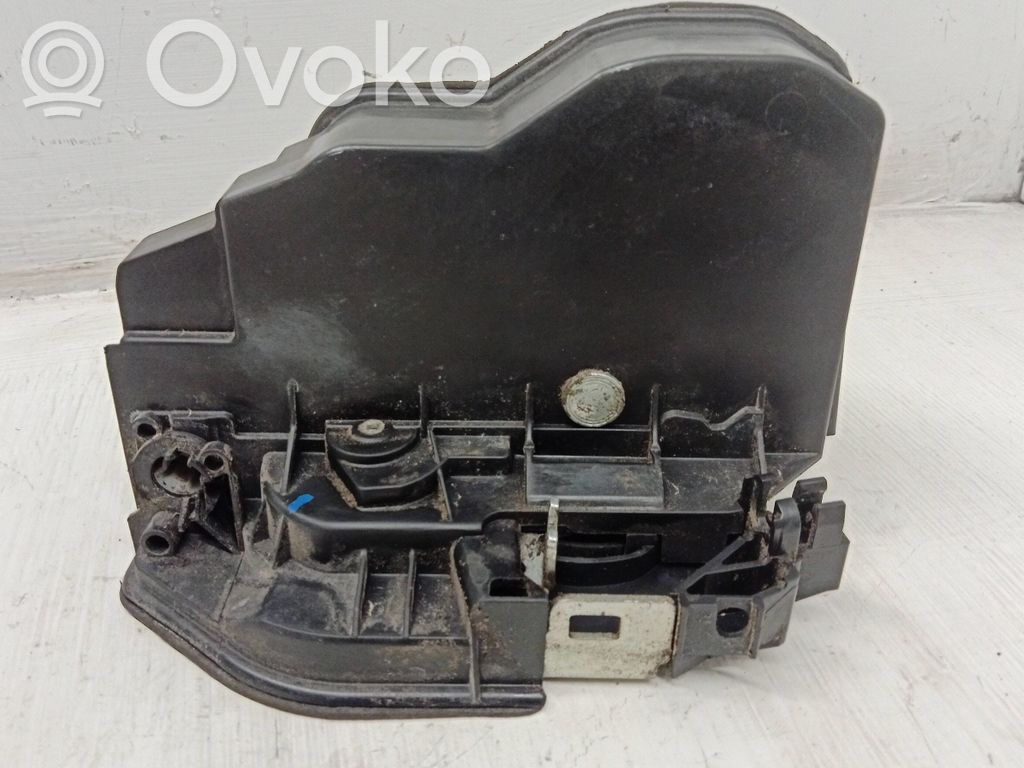 Etuoven lukko   7154620