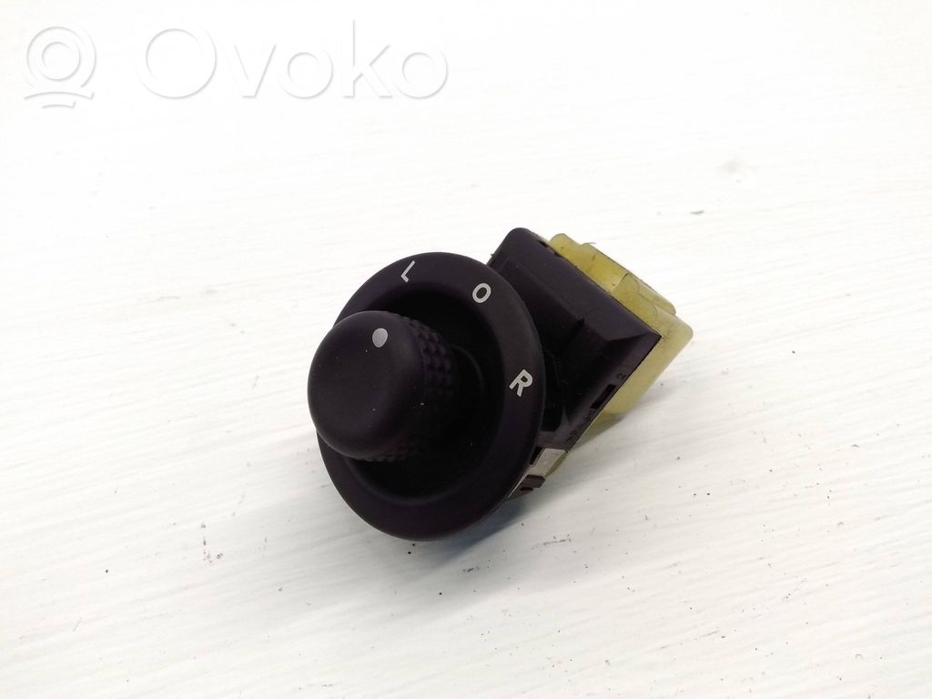 Dodge Caliber Wing mirror switch 