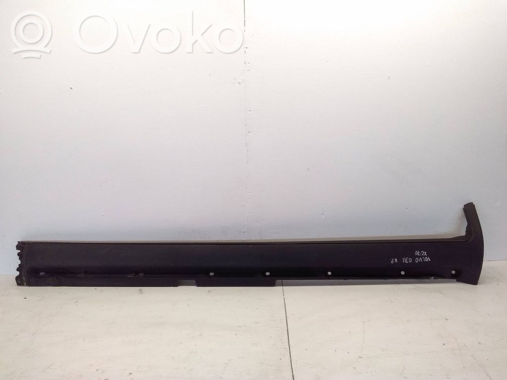 Volvo XC70 Slenkstis 